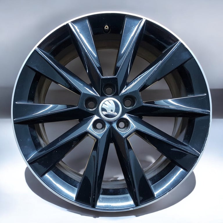 1x Alufelge 17 Zoll 7.0" 5x112 46ET 5JJ601025F Ford Fabia Rapid Rim Wheel