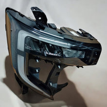 Load image into Gallery viewer, Frontscheinwerfer Renault Master 260106174R Rechts Scheinwerfer Headlight SCH9414635785ge