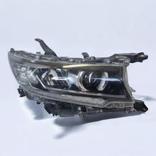 Laden Sie das Bild in den Galerie-Viewer, Frontscheinwerfer Toyota Land Cruiser Links Scheinwerfer Headlight SCH9464614053qo