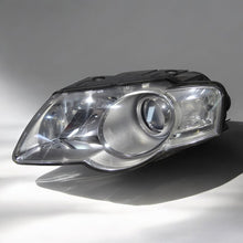 Laden Sie das Bild in den Galerie-Viewer, Frontscheinwerfer VW Passat 3C0941005 1EL247014-11 Links Scheinwerfer Headlight