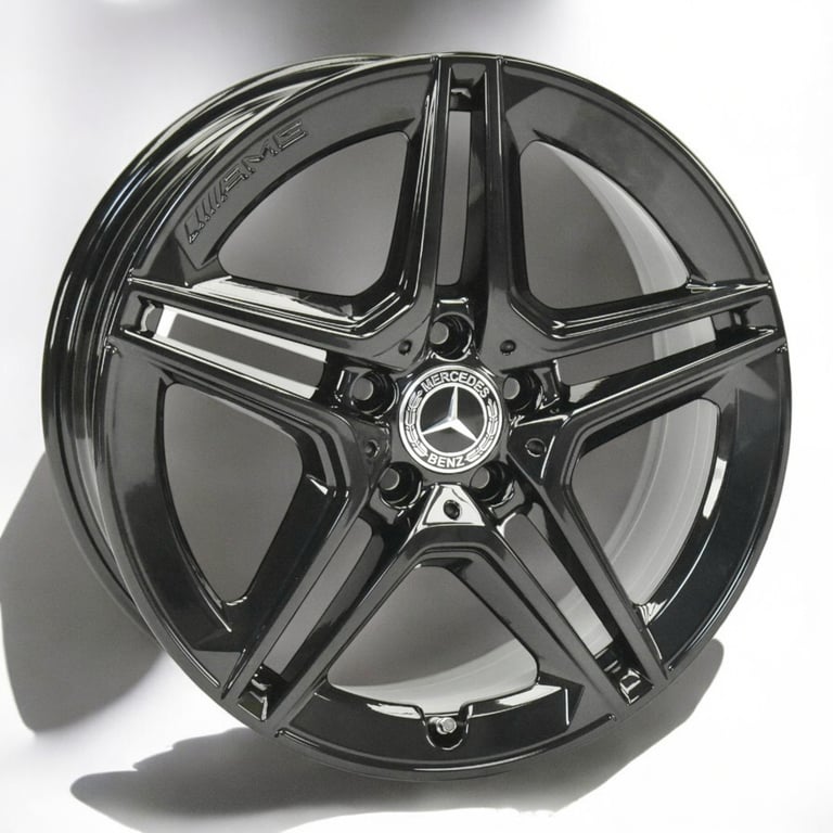 4x Alufelge 18 Zoll 7.5" 5x112 49ET Glanz Schwarz A1774011500 Mercedes-Benz W177