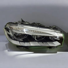 Laden Sie das Bild in den Galerie-Viewer, Frontscheinwerfer BMW X5 F15 F16 7424168AI01 Rechts Scheinwerfer Headlight