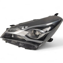 Load image into Gallery viewer, Frontscheinwerfer Toyota Yaris LED Ein Stück (Rechts oder Links) Headlight
