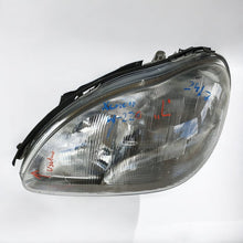 Laden Sie das Bild in den Galerie-Viewer, Frontscheinwerfer Mercedes-Benz W220 2208200761 Links Scheinwerfer Headlight