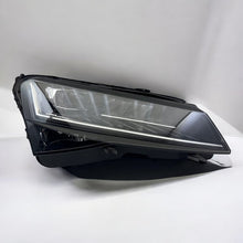 Laden Sie das Bild in den Galerie-Viewer, Frontscheinwerfer Skoda Superb III 3V1941016D LED Rechts Scheinwerfer Headlight SCH6797133127bw