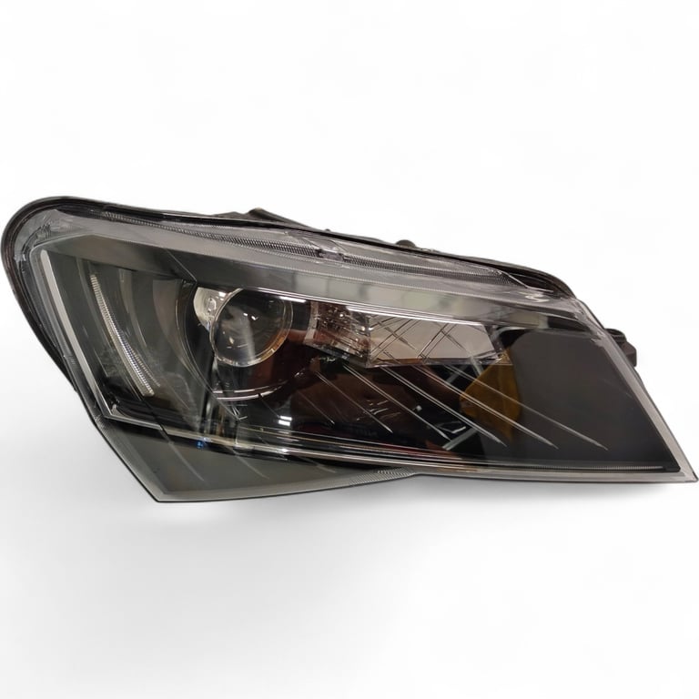 Frontscheinwerfer Skoda Superb III 3V1941016B Xenon Rechts Headlight