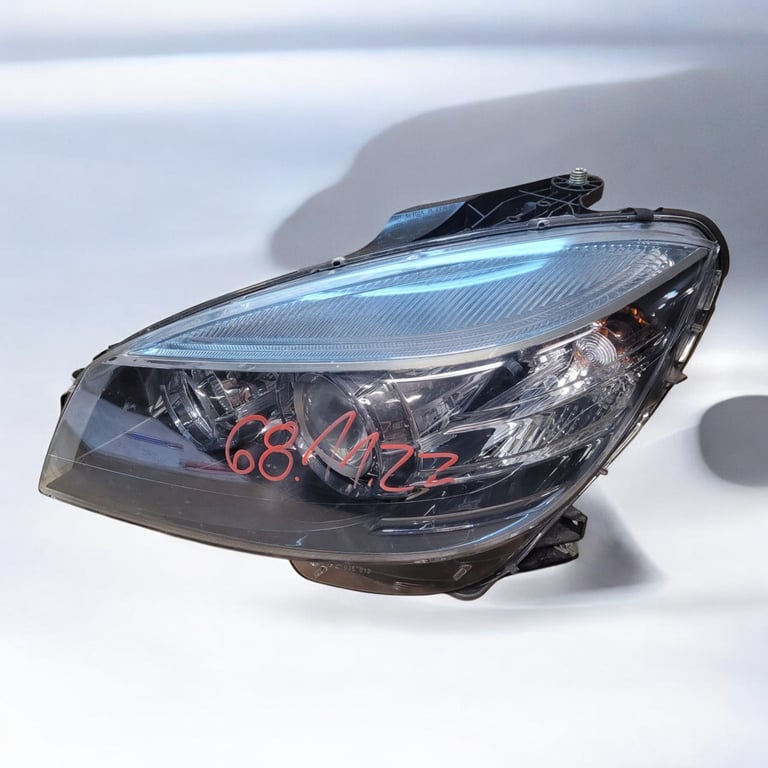 Frontscheinwerfer Mercedes-Benz W204 Xenon Links Scheinwerfer Headlight