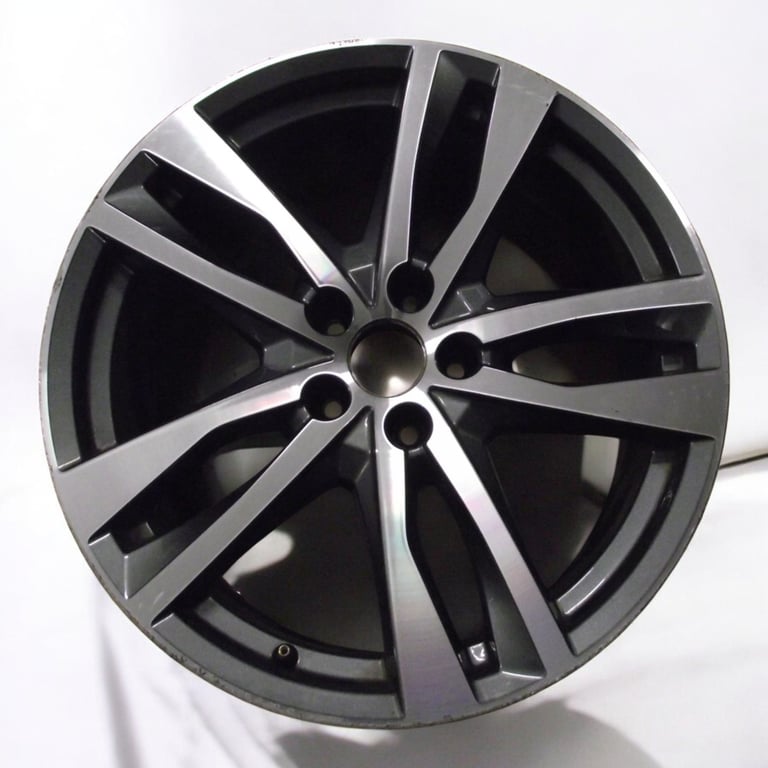 1x Alufelge 19 Zoll 8.5" 5x112 40ET Glanz 4K0601025H Audi Mg 6 Rim Wheel FEL9097030080dn