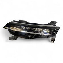 Load image into Gallery viewer, Frontscheinwerfer 260606256R LED Links Scheinwerfer Headlight SCH6838509931nh