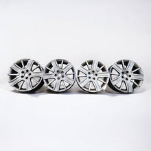 Laden Sie das Bild in den Galerie-Viewer, 1x Alufelge 17 Zoll 7.0&quot; 5x108 50ET Glanz Silber 8200367646 Renault Laguna 1