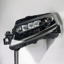 Laden Sie das Bild in den Galerie-Viewer, Frontscheinwerfer Skoda Superb III 3V1941015D Full LED Links Headlight