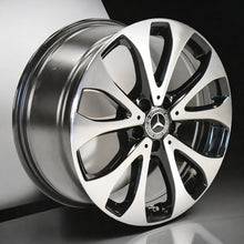 Laden Sie das Bild in den Galerie-Viewer, 4x Alufelge 18 Zoll 8.0" 5x112 45ET Glanz Silber A2134011100 Mercedes-Benz W213 FEL5487811390bj