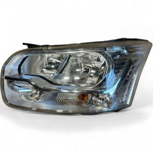 Load image into Gallery viewer, Frontscheinwerfer Ford Transit BK3113D153BF Links Scheinwerfer Headlight SCH4427444288et