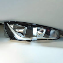 Load image into Gallery viewer, Frontscheinwerfer Audi A1 8XA941004 Rechts Scheinwerfer Headlight