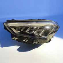 Laden Sie das Bild in den Galerie-Viewer, Frontscheinwerfer Mercedes-Benz W247 A2479063504 LED Links Headlight