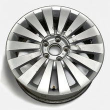 Laden Sie das Bild in den Galerie-Viewer, 1x Alufelge 17 Zoll 7.5&quot; 5x112 47ET 3C0601025G VW Passat Rim Wheel