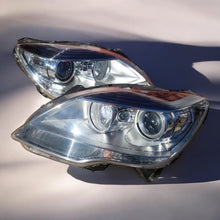 Laden Sie das Bild in den Galerie-Viewer, Frontscheinwerfer Mercedes-Benz A2518203661 A2518203561 Xenon Rechts oder Links SCH1673835220xx