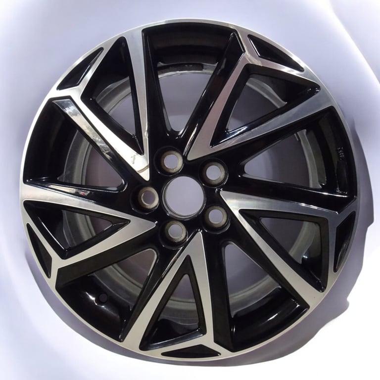 1x Alufelge 16 Zoll 6.0" 5x100 50ET Glanz Schwarz PW457-0D004 Toyota 4 Yaris