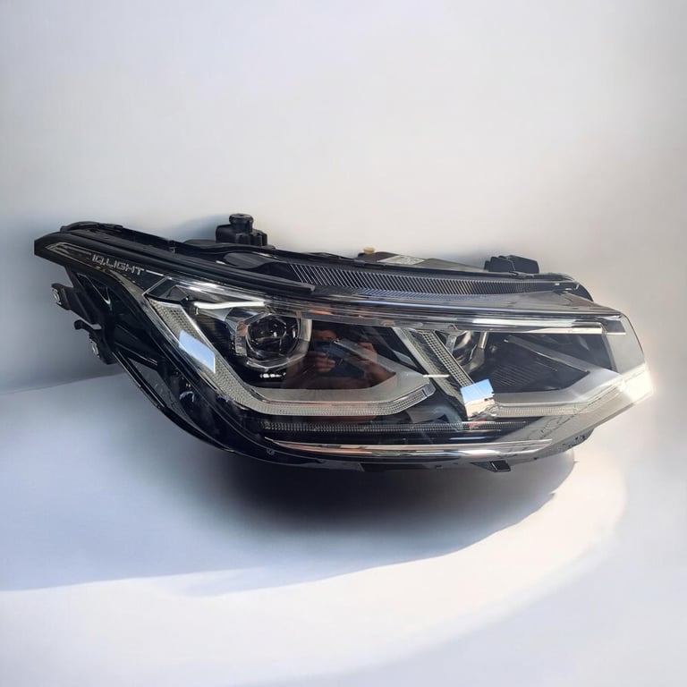 Frontscheinwerfer VW Tiguan 5NB941082C Rechts Scheinwerfer Headlight