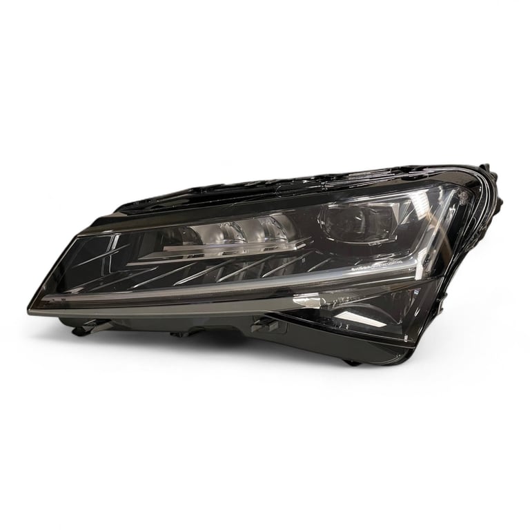Frontscheinwerfer Skoda Superb III 3V1941015D Full LED Links Headlight SCH7839447285sc
