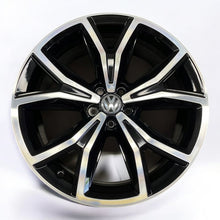 Load image into Gallery viewer, 4x Alufelge 18 Zoll 7.0&quot; 5x100 2GM601025F VW T-Cross Rim Wheel