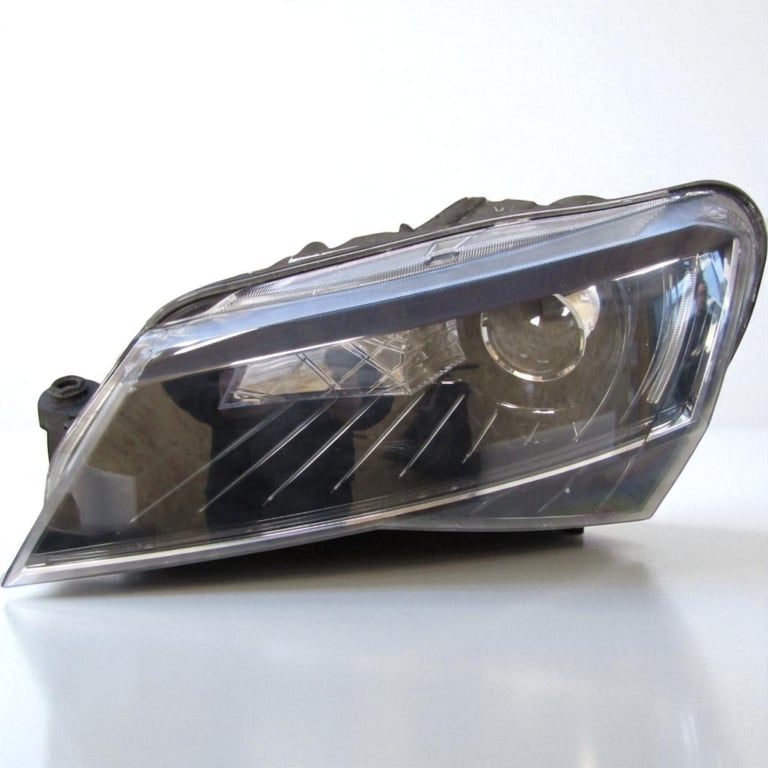 Frontscheinwerfer Skoda Superb III 3V1941015B Xenon Links Scheinwerfer Headlight