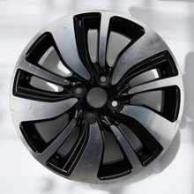 Laden Sie das Bild in den Galerie-Viewer, 1x Alufelge 16 Zoll 6.0&quot; 4x100 45ET Glanz Silber Suzuki Rim Wheel