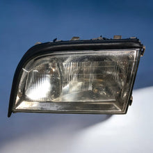 Laden Sie das Bild in den Galerie-Viewer, Frontscheinwerfer Mercedes-Benz W140 Xenon Links Scheinwerfer Headlight SCH4305160378do