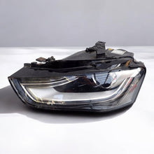 Load image into Gallery viewer, Frontscheinwerfer Audi A4 B8 8K0941005C Xenon Links Scheinwerfer Headlight