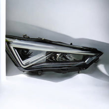 Load image into Gallery viewer, Frontscheinwerfer Seat Tarraco 5FJ941008H Full LED Rechts Scheinwerfer Headlight