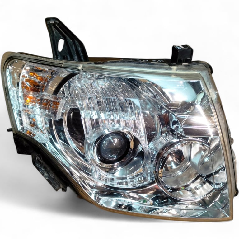 Frontscheinwerfer Mitsubishi Pajero IV Xenon Rechts Scheinwerfer Headlight