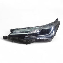 Laden Sie das Bild in den Galerie-Viewer, Frontscheinwerfer Toyota Corolla 81150-02L70 Full LED Links Headlight SCH7403295601zr