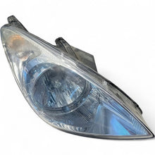 Load image into Gallery viewer, Frontscheinwerfer Hyundai I20 921024P000 01031099900010 Rechts Headlight
