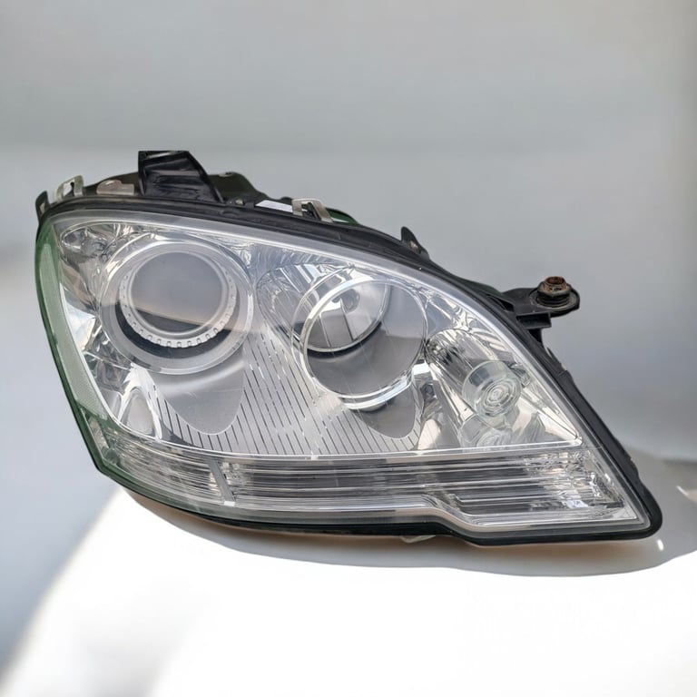 Frontscheinwerfer Mercedes-Benz W164 A1648205961 Xenon Rechts Headlight SCH4205724126xl