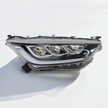 Laden Sie das Bild in den Galerie-Viewer, Frontscheinwerfer Toyota 4 Yaris SPP8989 Rechts Scheinwerfer Headlight