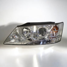 Laden Sie das Bild in den Galerie-Viewer, Frontscheinwerfer Hyundai Sonata Ein Stück (Rechts oder Links) Headlight SCH8883451341hs