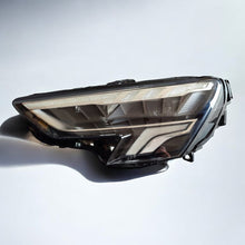 Laden Sie das Bild in den Galerie-Viewer, Frontscheinwerfer Audi A3 8Y0941033 LED Links Scheinwerfer Headlight