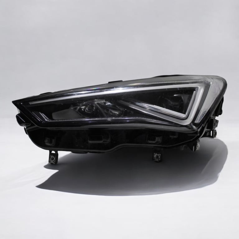 Frontscheinwerfer Seat Tarraco 5FJ941008D Full LED Ein Stück (Rechts oder Links)