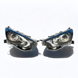 Frontscheinwerfer Toyota Yaris 0138622 0130515 Ein Stück (Rechts oder Links)