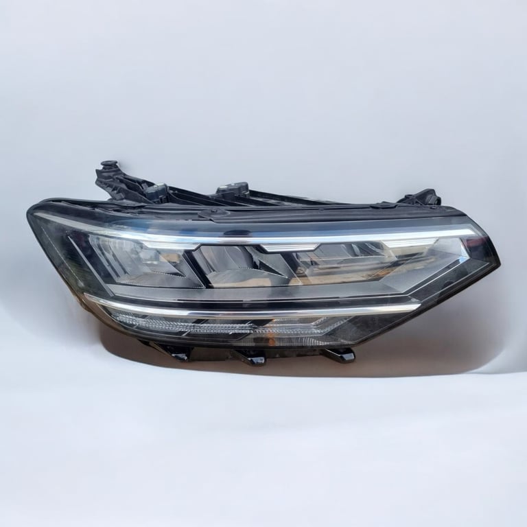 Frontscheinwerfer VW Passat B8 3G1941036P Vorderseite Scheinwerfer Headlight