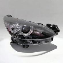 Laden Sie das Bild in den Galerie-Viewer, Frontscheinwerfer Mazda 2 D43N-51030 Rechts Scheinwerfer Headlight