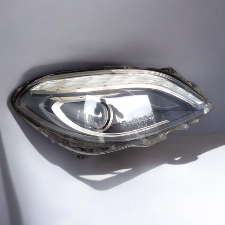 Frontscheinwerfer Mercedes-Benz W246 A2468207261 Xenon Rechts Headlight