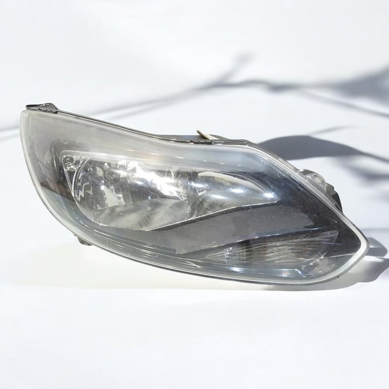 Frontscheinwerfer Ford Focus BM51-13W029-CH Rechts Scheinwerfer Headlight