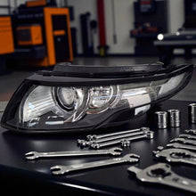 Laden Sie das Bild in den Galerie-Viewer, Frontscheinwerfer Land Rover Range Evoque BJ32-13W030-EE Xenon Links Headlight SCH2252547765vk