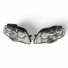 Load image into Gallery viewer, Frontscheinwerfer VW Passat 3C0941751G Xenon Links Scheinwerfer Headlight SCH9307363294jh