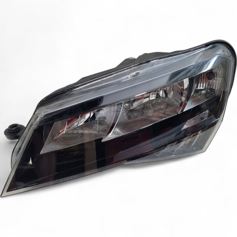 Frontscheinwerfer Skoda Superb III 3V1941015 Ein Stück (Rechts oder Links)