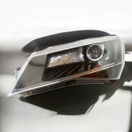 Frontscheinwerfer Skoda Superb III Links Scheinwerfer Headlight