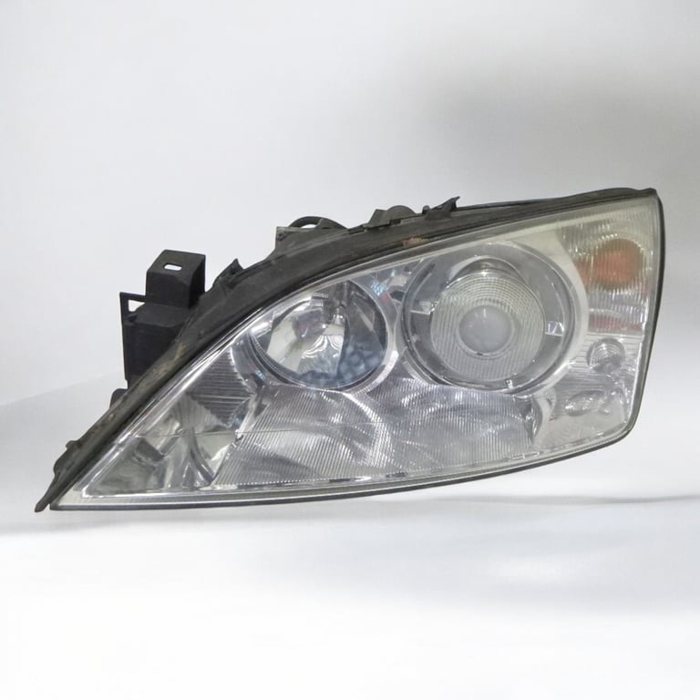 Frontscheinwerfer Ford Mondeo III 1S71-13006-CN Xenon Links Headlight