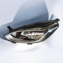 Load image into Gallery viewer, Frontscheinwerfer Ford Fiesta H1BB-13W030-CE Links Scheinwerfer Headlight