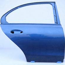 Laden Sie das Bild in den Galerie-Viewer, Tür Mercedes-Benz W206 A2067327000 A2067327000A2067327000 Hinten Rechts Blau Door